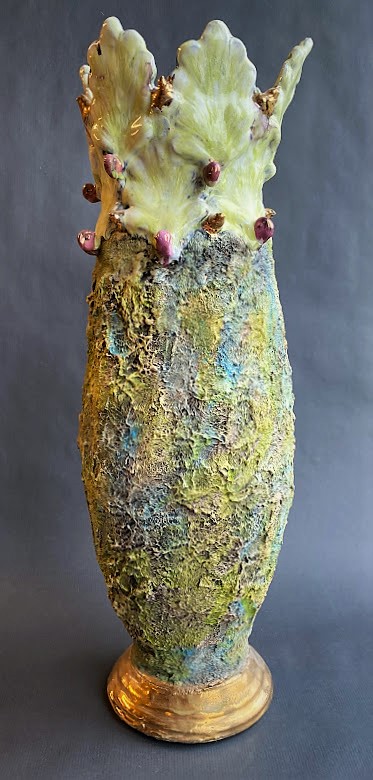 Stor skulpturel vase